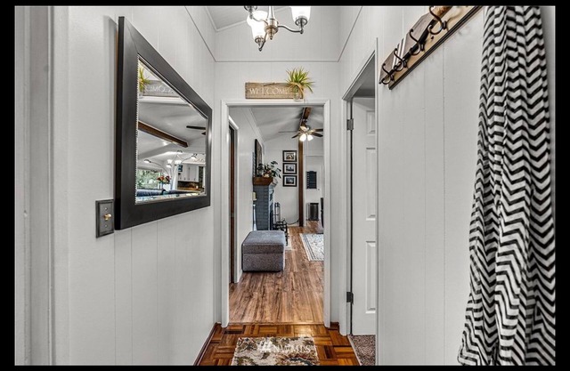 Lakefront Cottage
