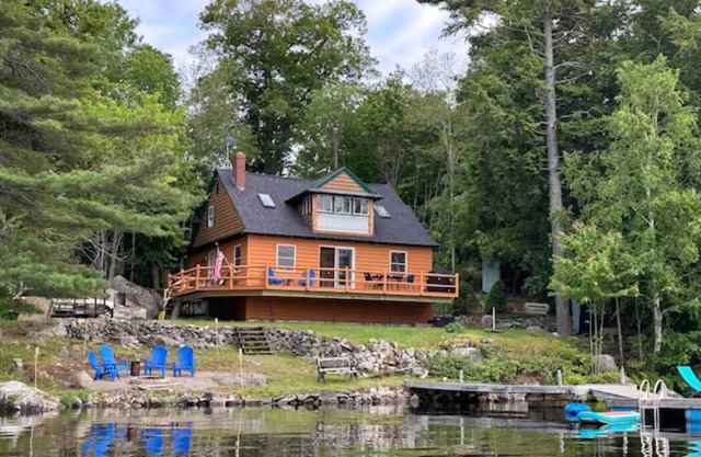 Lakefront Cottage w/Private Dock+60 mins to Acadia National Park