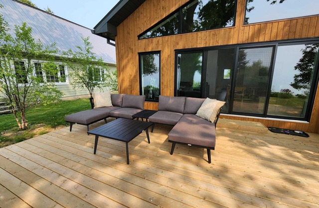 Lakefront Cottage mit privatem Strand, in wunderschönen Grand Bend