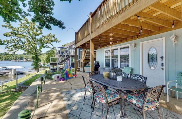 Lakefront & Dog-Friendly Gem in Gravois Mills