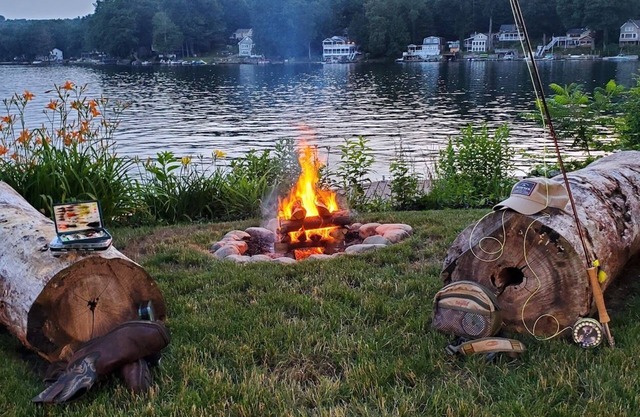 Lakefront Four Seasons Home ~ Magnificent Views > Swim.Ski.Golf.Hike ...RELAX..!
