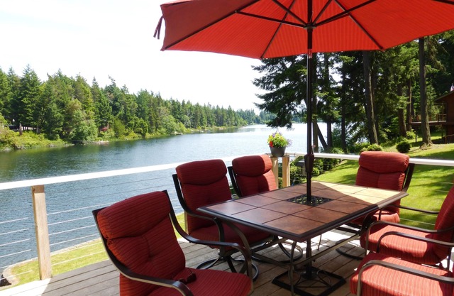 Lakefront Getaway! (Wöchentliche Rabatte verfügbar) *