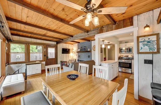 Lakefront Granby Escape w/ Private Dock & Kayaks!