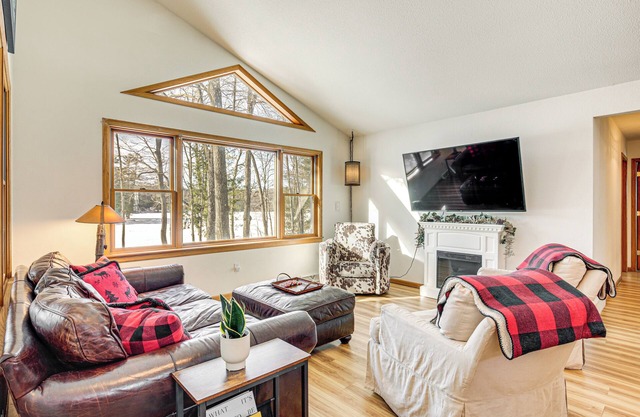 Lakefront Home w/ Private Beach in Rhinelander!