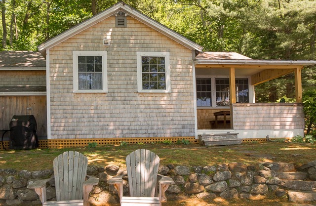 Lakefront home with dock, lake-view porch & fireplace - close to downtown Camden