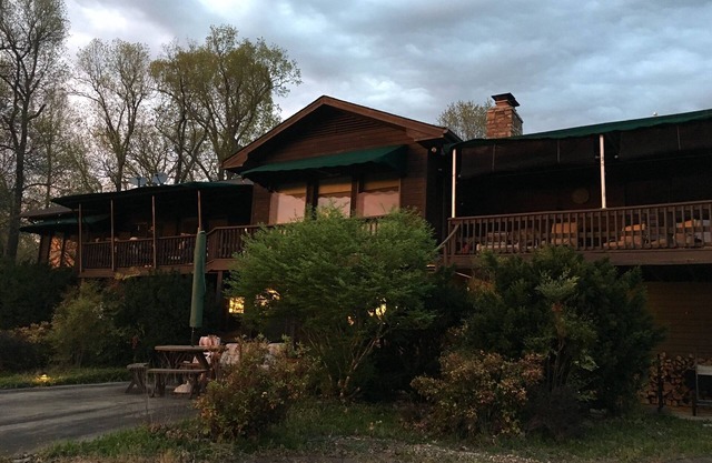 Haus am See mit einfachem Zugang zum Norfork See