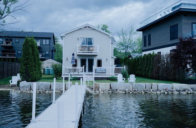 Lakefront home with private dock on Lake Winnisquam
