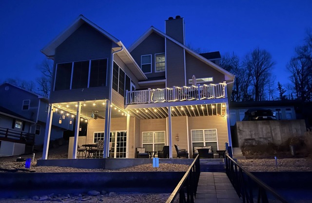 Lakefront Home with amazing dock and boat slip