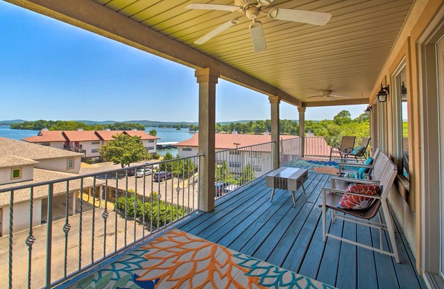 Lakefront Hot Springs Condo w/ Large Balcony!