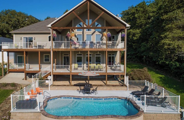 Lakefront House w/ Pool, Boat Dock & views of Old Kinderhook Golf Course