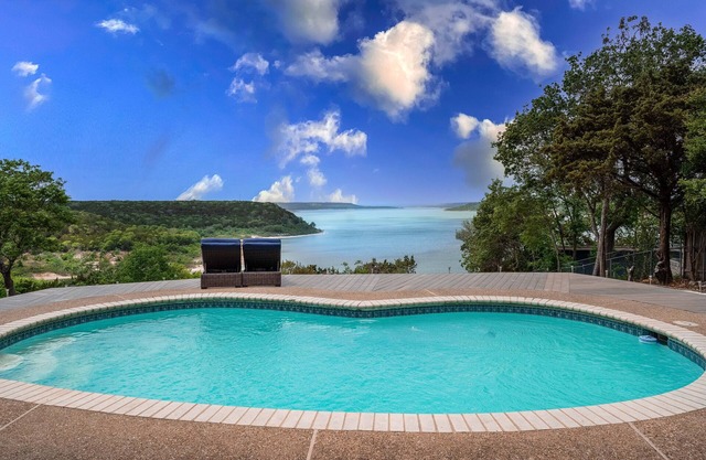Lakefront House w/ Pool & Private Beach