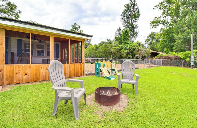 Lakefront Jonesville Cabin w/ Dock + Fire Pit!