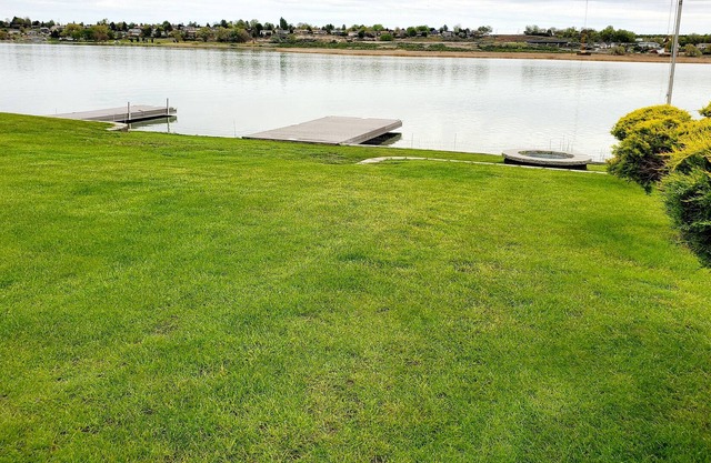 Lakefront Living at Archie's Place