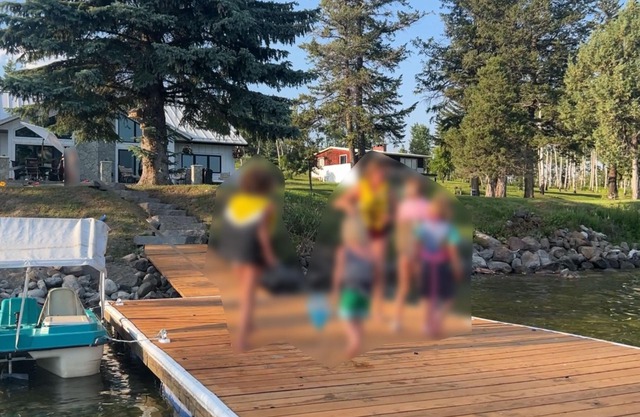 Lakefront Luxury on Lac La Hache – 4BR, Sleeps 8+ Private Launch Dock & Hot Tub!
