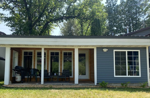 Lakefront property w/ Firepit ~20 min from Rochester