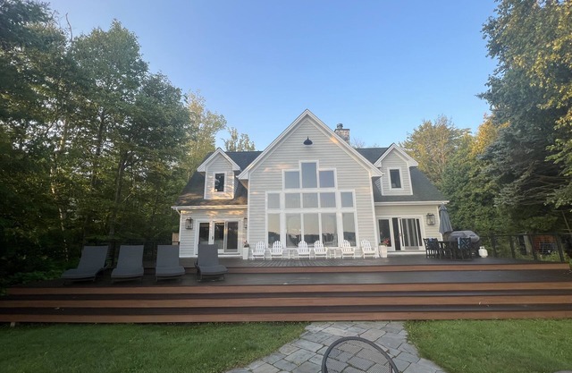 Lakefront Retreat on Glen Lake with Sandy Beach and 200ft dock