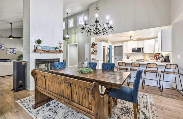 Lakefront Rogers Getaway with Hot Tub and Deck!