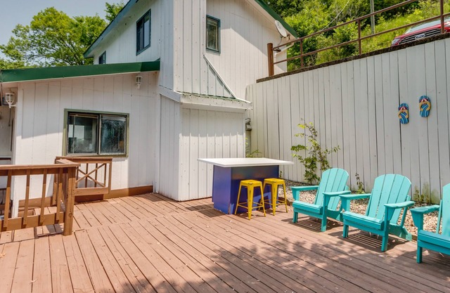 Lakefront Versailles Vacation Rental w/ Dock!