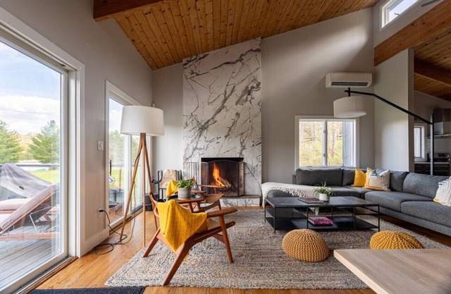 Lakefront w/ Hot Tub, Game Room, + Fireplace