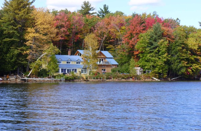 Privates Seehaus 4Bd / 3Bth für 10. 300'lakefront. 40 'Dock & Boote. Keine Haustiere