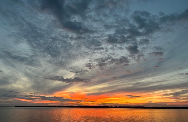 Lakehouse at Pillar Point on Lake Ontario, a relaxing home with stunning sunsets