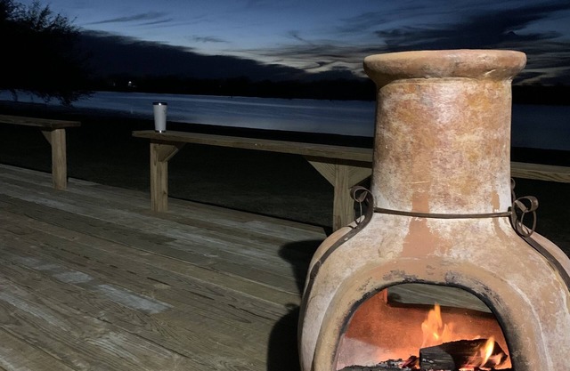 Lakehouse Birdwatcher Paradise