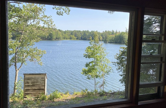 Lakehouse in Maine