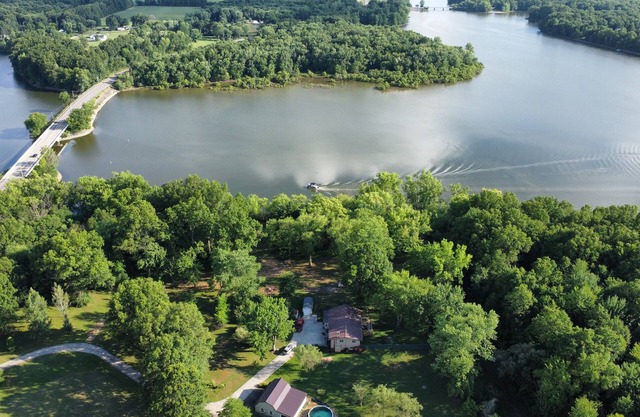 Lakeside Acres at Berlin Lake, OH - 4 Bedroom/3 Bath with separable studio apt