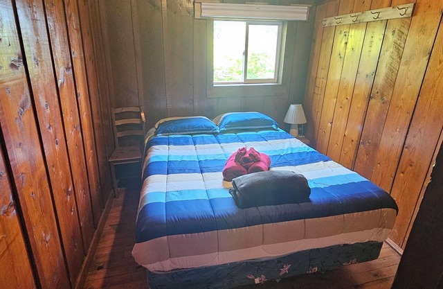 Bungalow Cabin at Paradise Hills