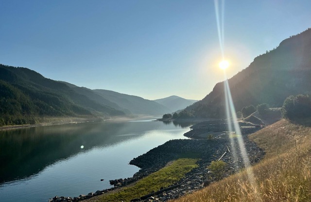 Lakeside Castlegar Cabins #1