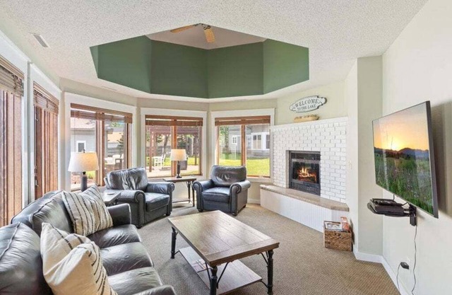 Spacious 2-Bedroom Lakeside Condo in Gull Lake, Nisswa