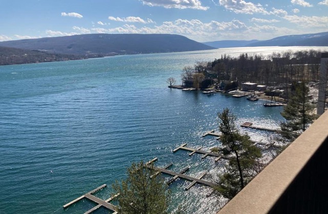 Lakeside Condo with plenty of amenities close to Bristol Mountain - permit - 2024-0018