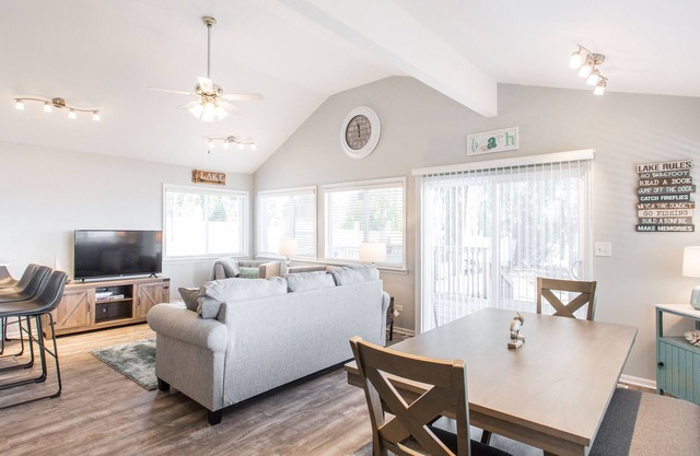 Lakeside Getaway ★ 2 Kingsize-Betten ★ Chain O Lakes