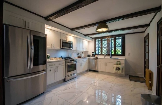 The Twin Lakes House - Lake view
