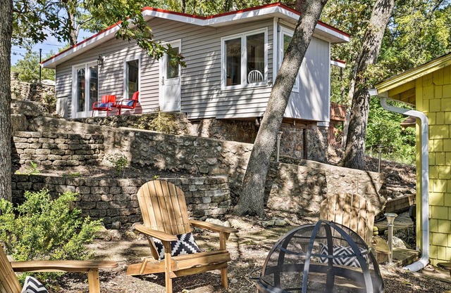 NEU! Sunrise Beach Lakeside Home mit Bootsanlegestelle + Grill