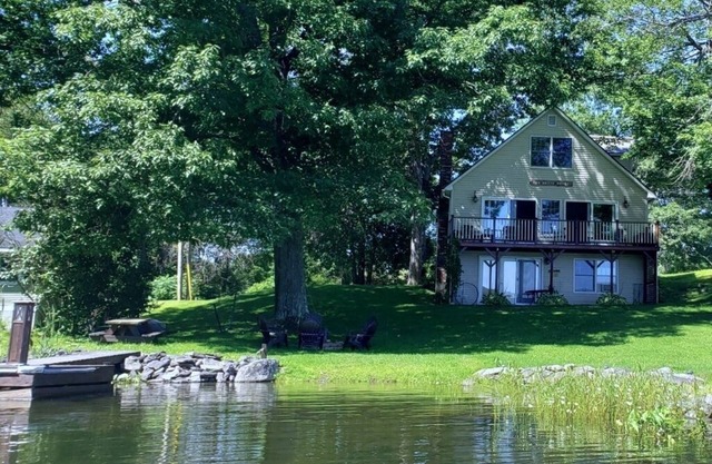 Haus am See am Webber-Teich. Sommer schläft 8
