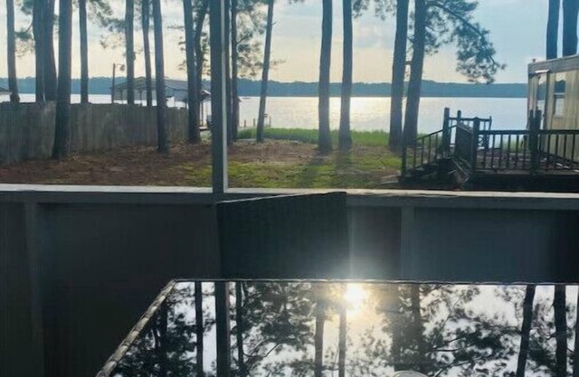 Lakeside Living