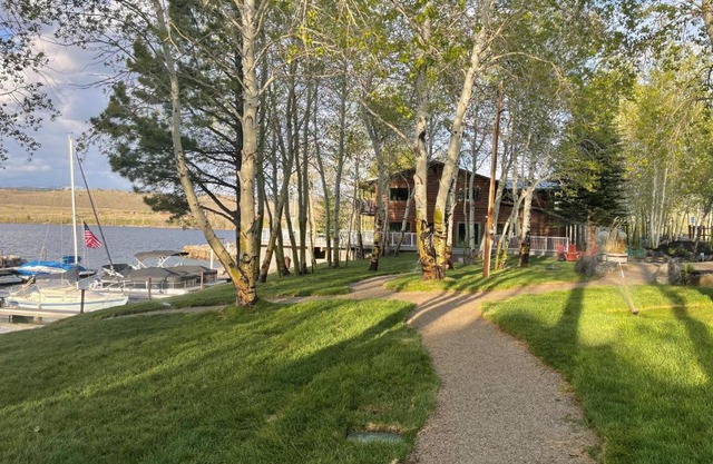 Lakeside Lodge Resort and Marina