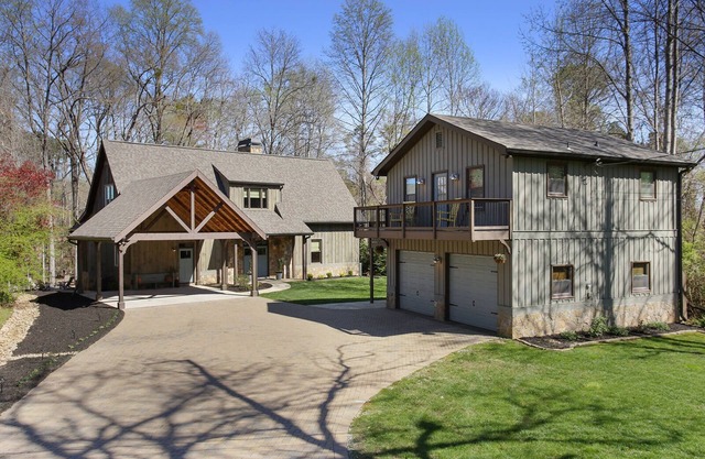 Lakeside manor