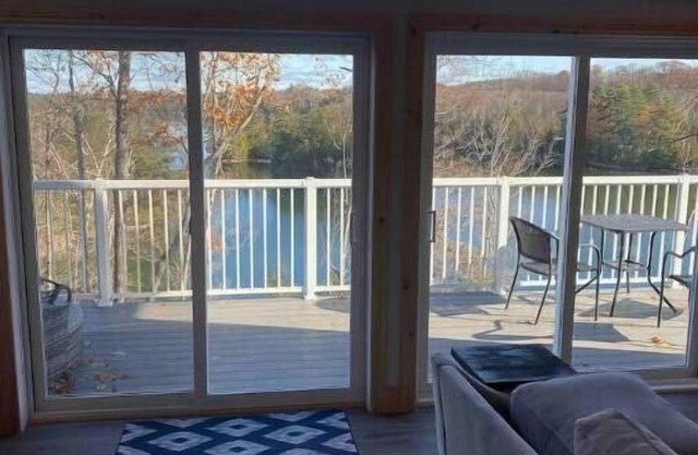 Lakeside Retreat