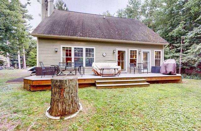 Lakeside Retreat