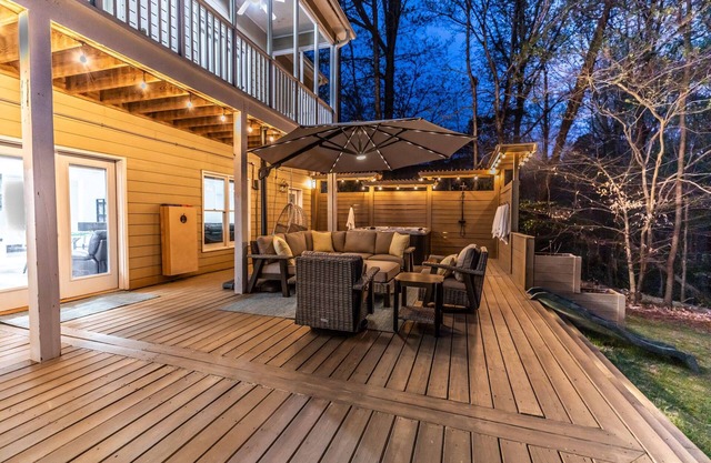 Lakeside Retreat w/Hot Tub & Private 2 story Dock