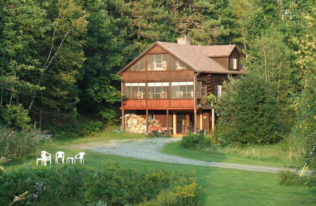 Lakeside Room B & B, für 3 Personen
