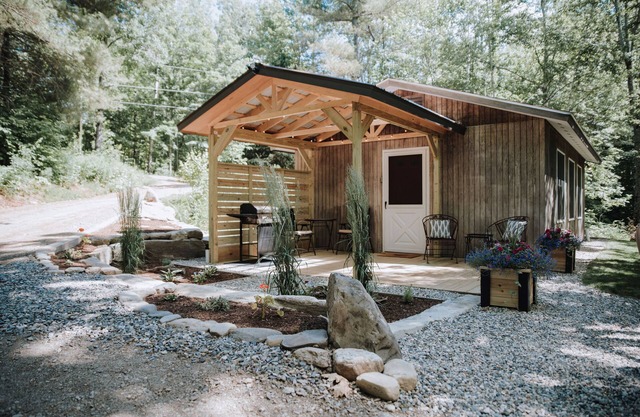Lakeside Studio Cottage with Lake Access and Dock