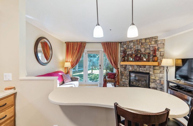 Lakeside Village Haven 1 BR Resort Amenities (LS1)
