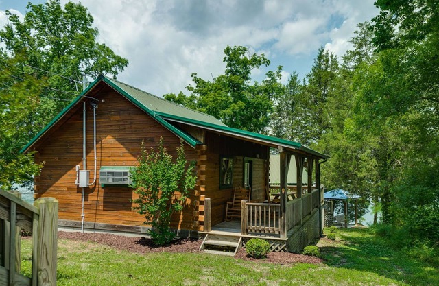 Lakeview Cabin in Marina am Dale Hollow Lake in der Nähe des Standing Stone State Park