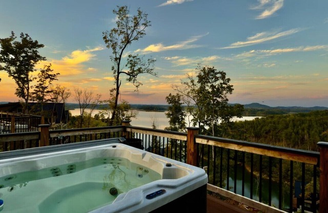 Lakeview Cabin, Hot Tub, Game Rm