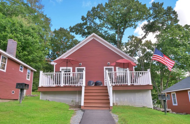 Lakeview Cabin Duplex