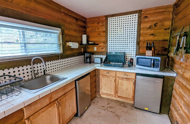 Lakeview Cabin
