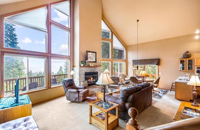 Lakeview Chalet